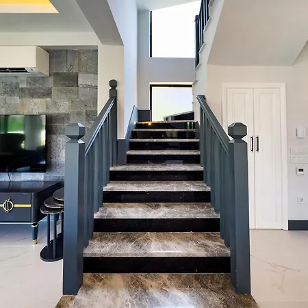 Capella Villa *